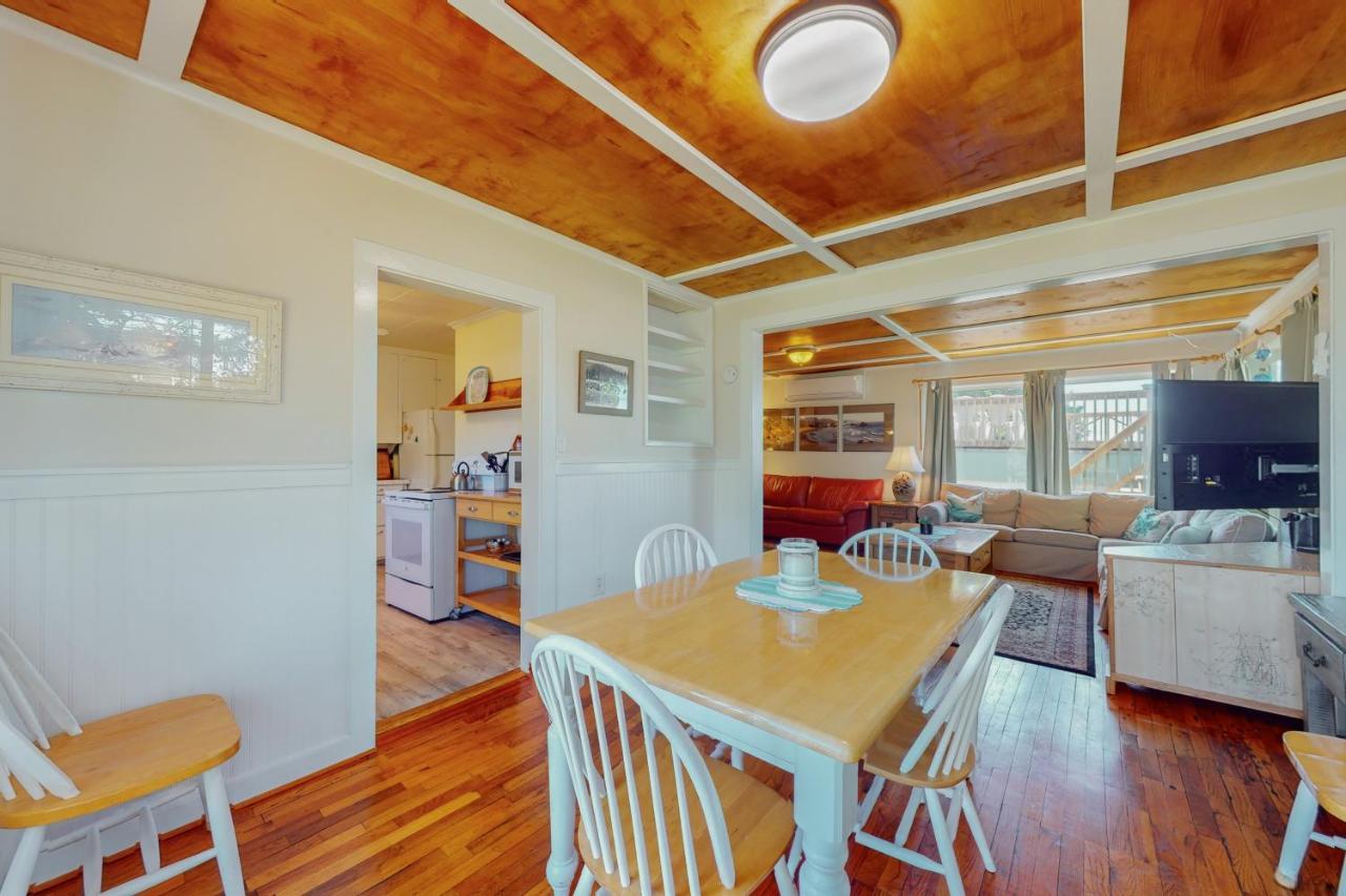 Villa Coastal Breeze à Depoe Bay Extérieur photo